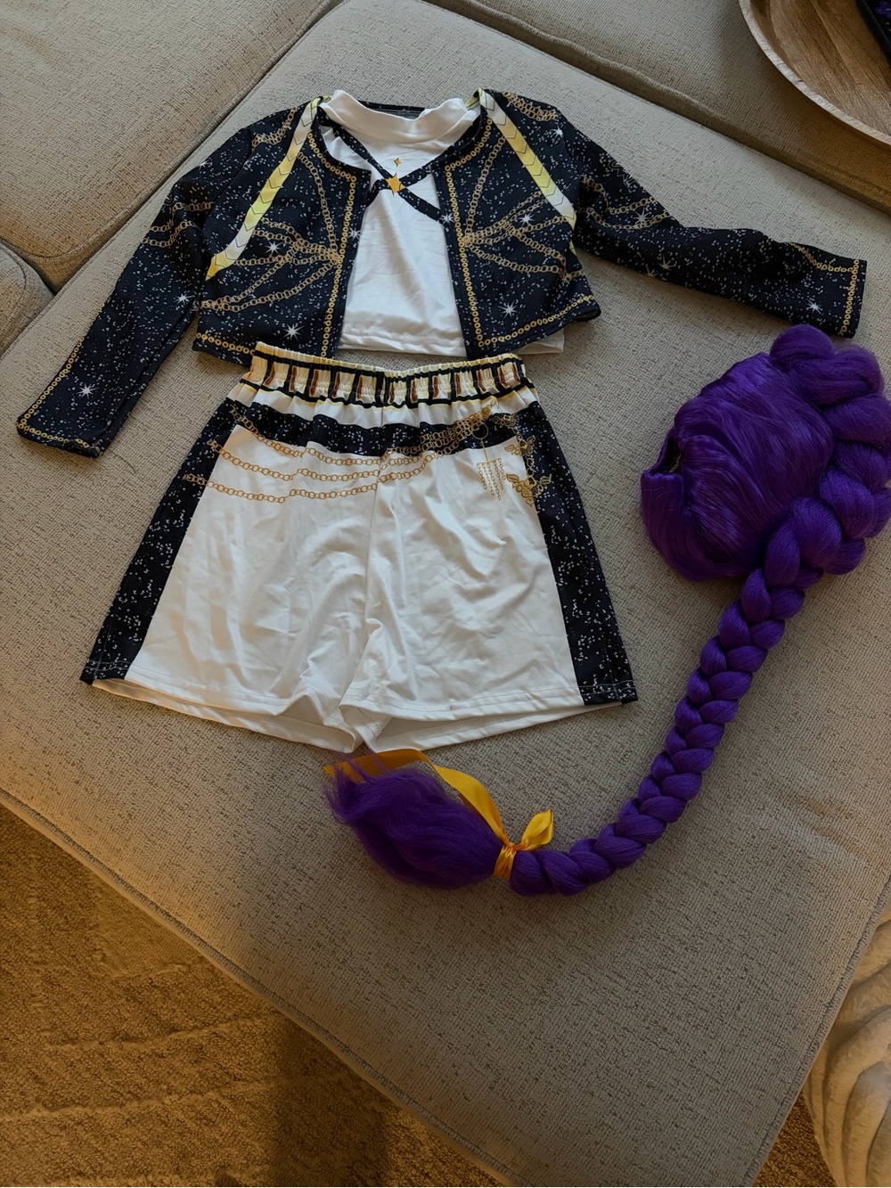 Kids k-pop Rumi Black and White Costume Set with Purple Braid